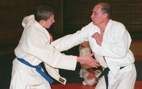 Putin_to_teach_Sarkozy_judo_.jpeg