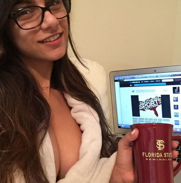 Miyakalif Sexy Vedieo - PornHub's #1 Porn Star, Lebanese-American Mia Khalifa, Presents 14 Hot, Sexy  Facts About Lebanon â€“ Funny Or Die