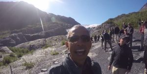 Obama: “I Used A Selfie Stick. Am I A Cool Dad?”