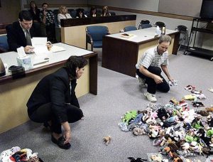 Divorcing Couple Divvies Up Their Beanie Baby Assets In Front Of A Judge